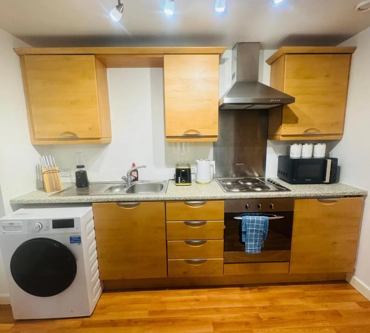 West Street 1 Bedroom Apartment Sheffield United Kingdom